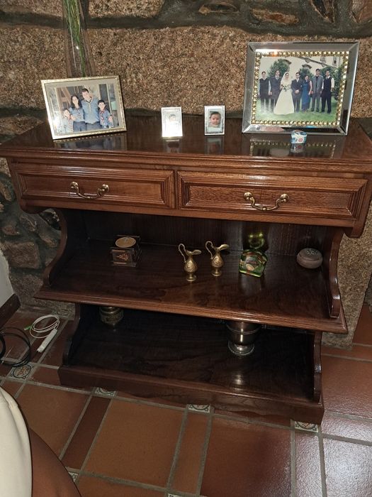 Mobília completa de sala de jantar como nova