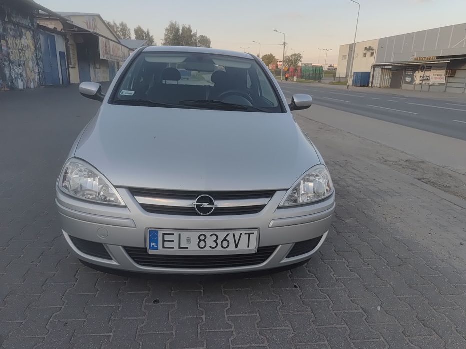 Opel Corsa C 2005 1.2 85km Klima