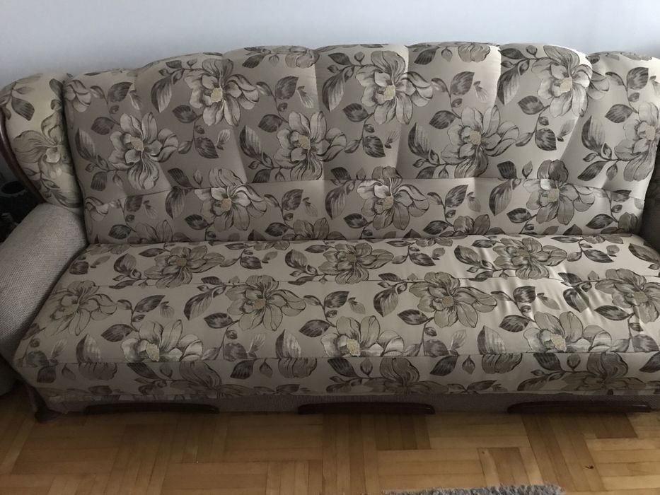 Kanapa 2 fotele i pufa