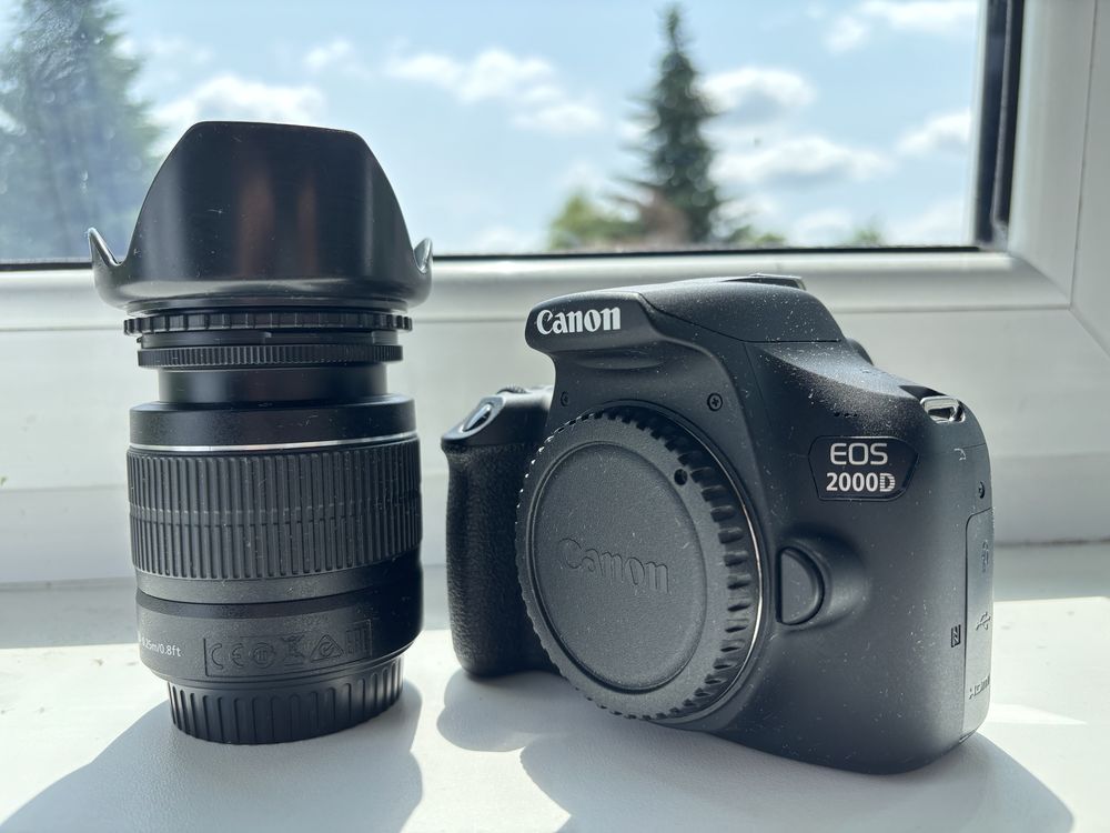 Canon EOS 2000D + 18-55