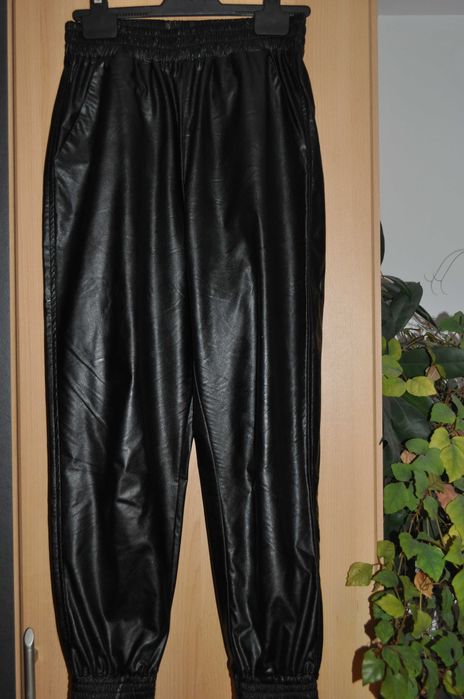 Włoskie spodnie skórzane Rinascimento na jesień!