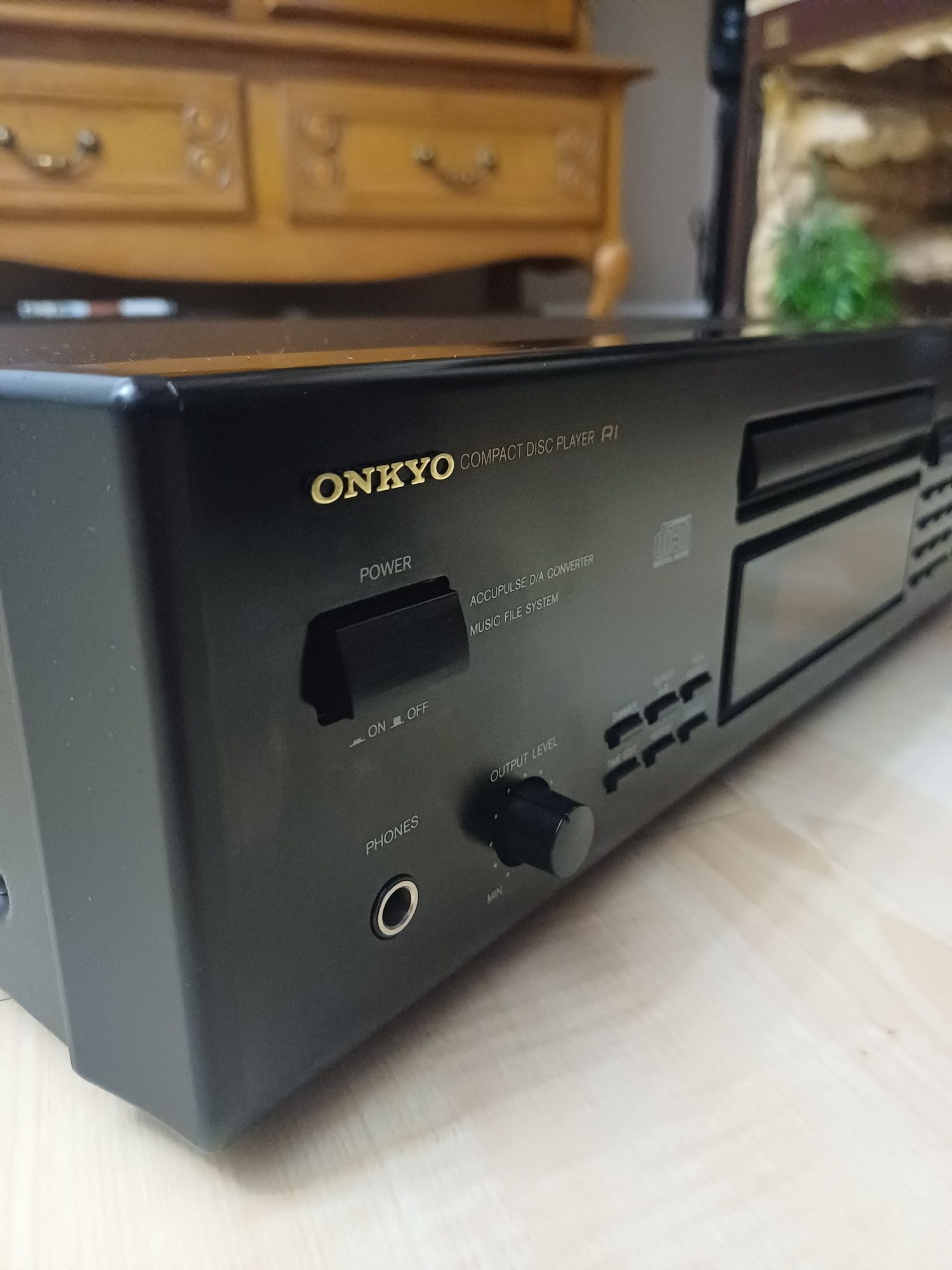 ONKYO DX-7051 w idealnym stanie