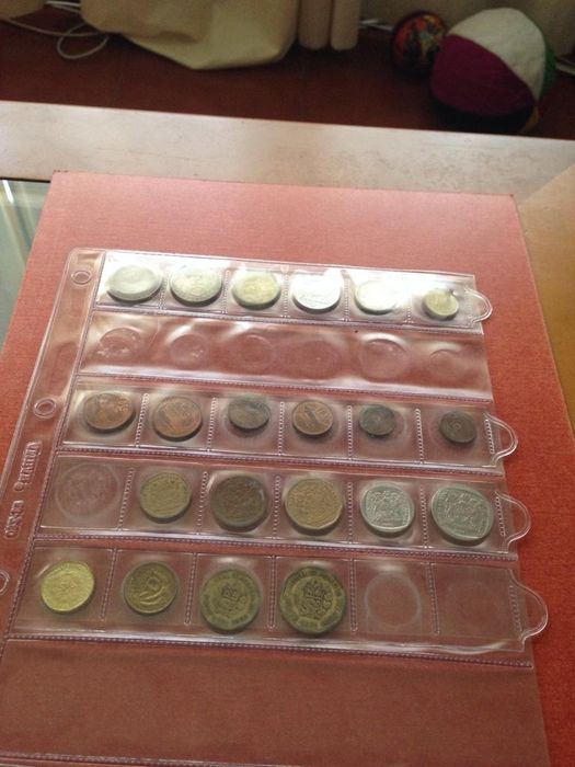 Vendo Notas e Moedas antigas de varios países