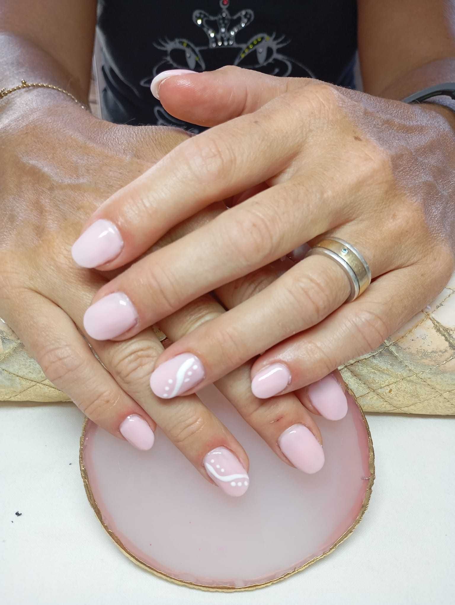 Manicure e pedicure