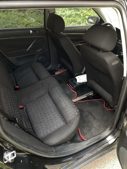 Volkswagen Passat B5 2000 року