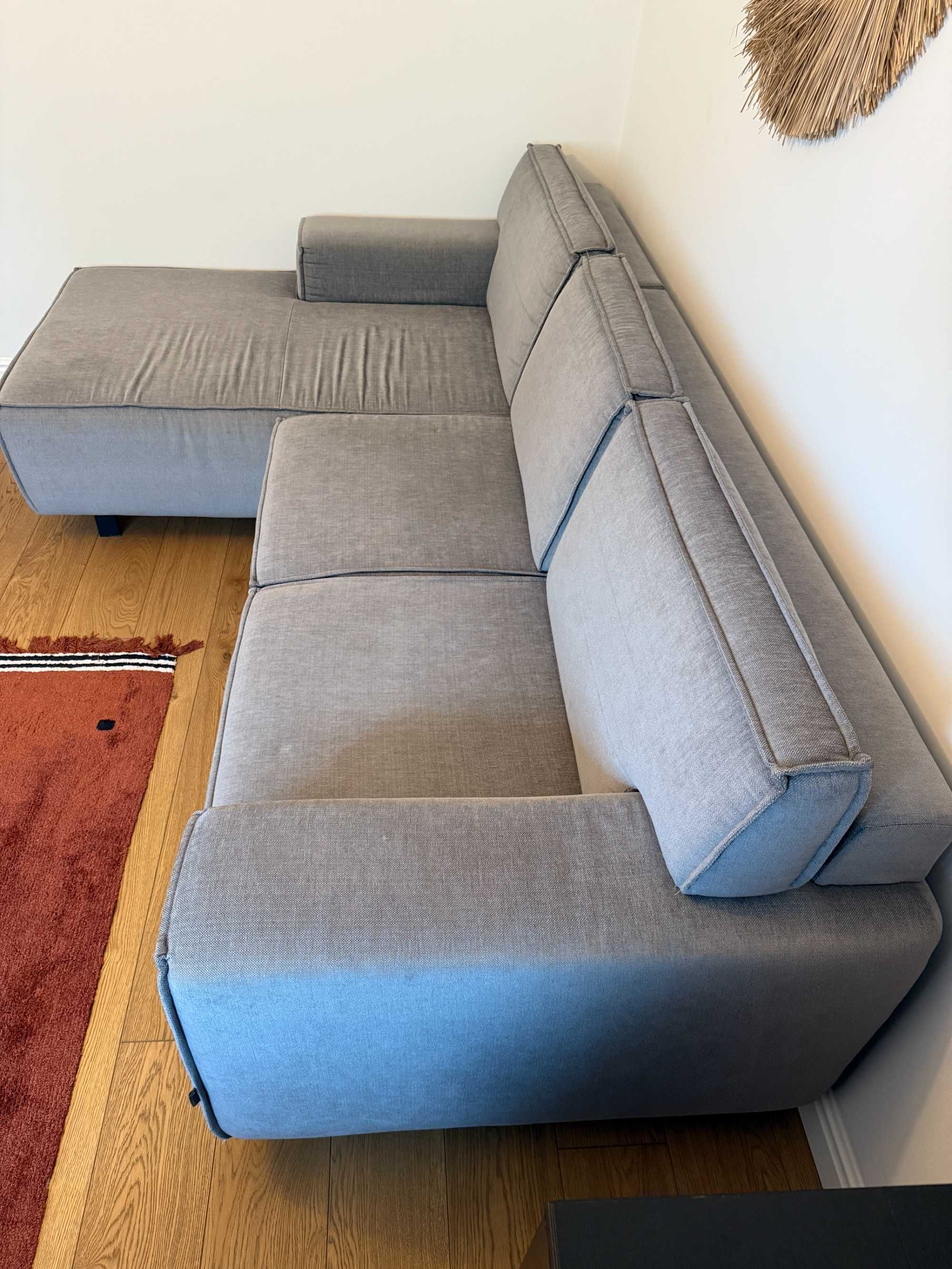 Sofa - narożnik z funkcją spania marki MTI FURNINOVA