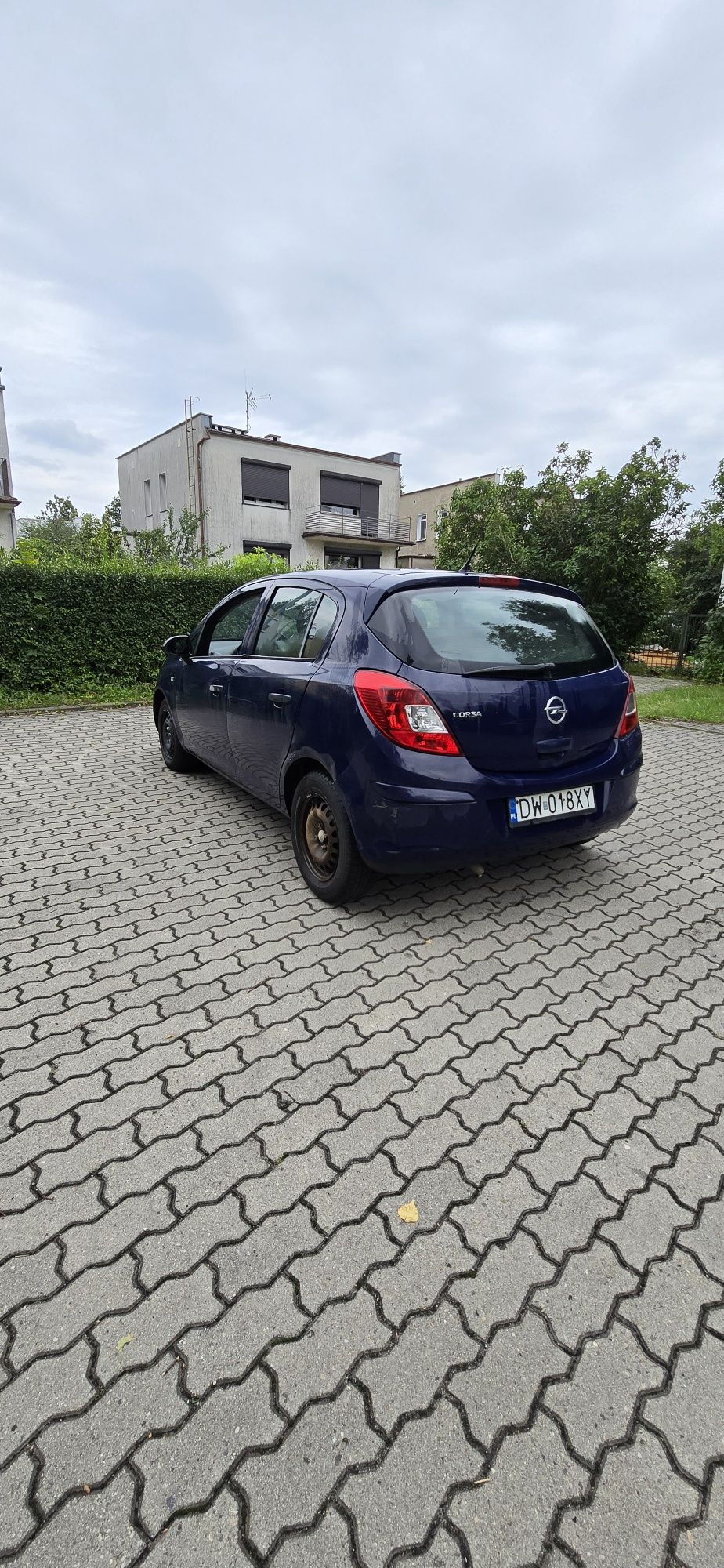 Opel corsa 1.2 benzyna  2012 rok