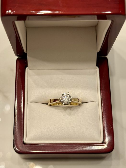 Pierścionek z diamentem 1.03 ct D SI2 – złoto 585 – certyfikat IGI