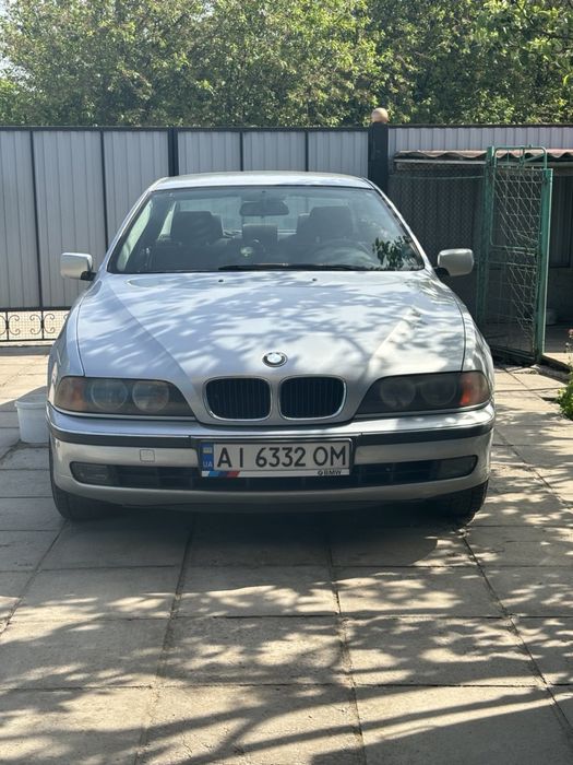 Продам BMW E39 523i 1998 МКПП