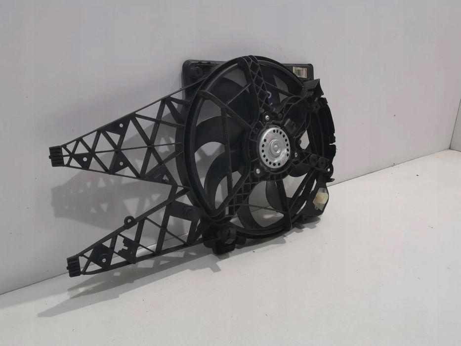 fiat doblo 10- wentylator chłodnicy