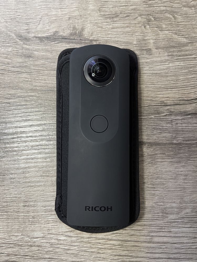 Панорамна камера Ricoh Theta S