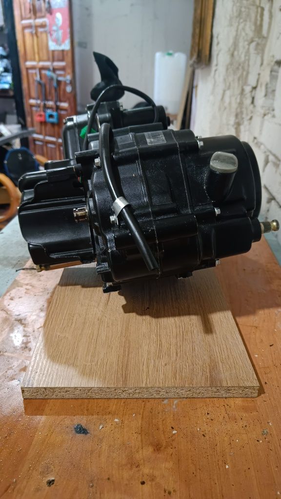 Silnik 125cc BTS 4T