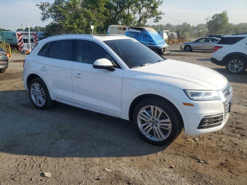 2020 Audi Q5 Premium PLUS