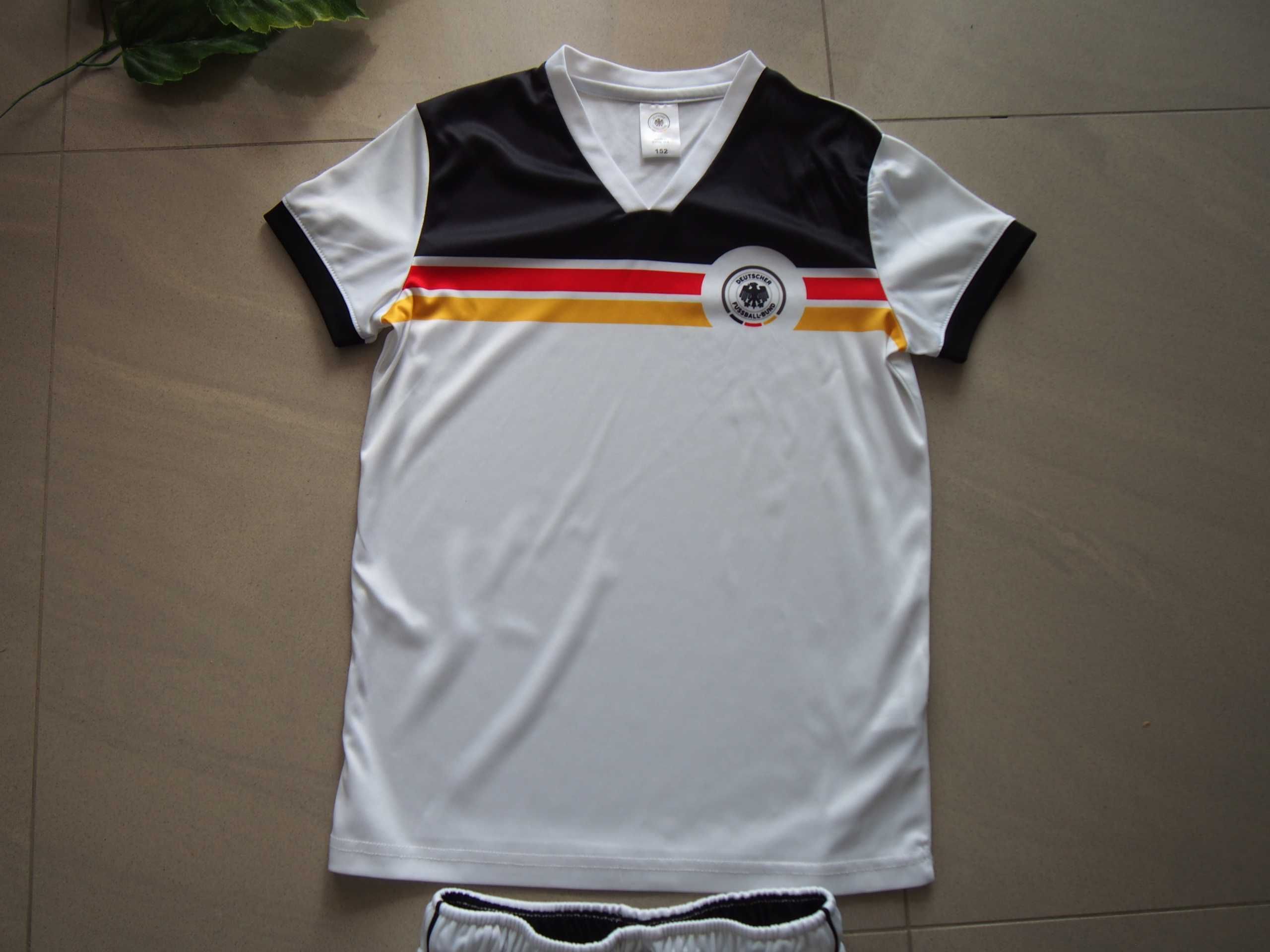 Strój piłkarski sportowy 152 cm szczupły