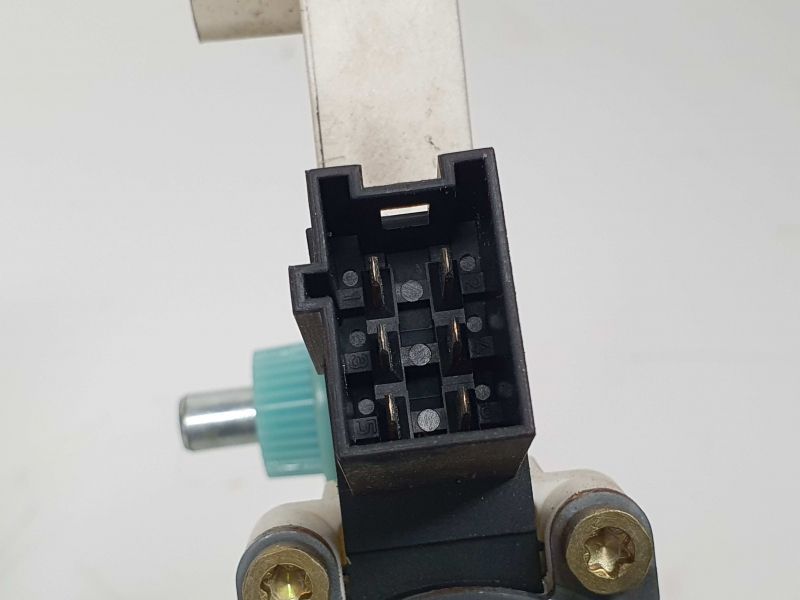 Motor vidro trás direito MERCEDES-BENZ Classe A (W169)