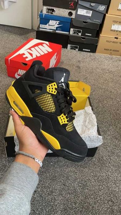 Jordan_4_Retro_Thunder R.39