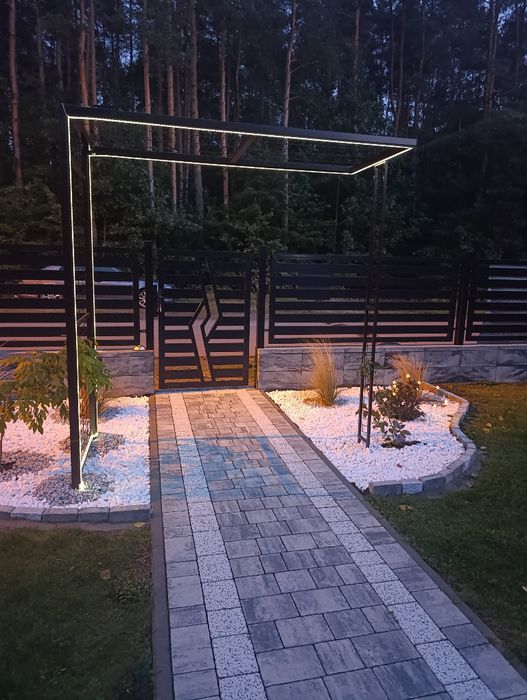 Pergola Ogrodowa Metalowa z oświetleniem LED