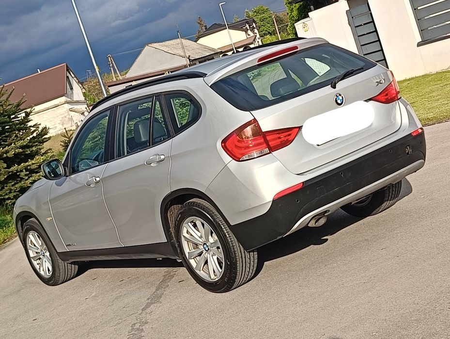 BMW X1 2.0XD manuał zamiana