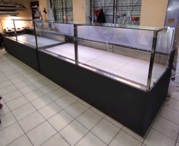 Гастрономічна вітрина KUM 2.5 m