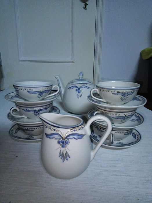 . Louça de Viana pintada á mão