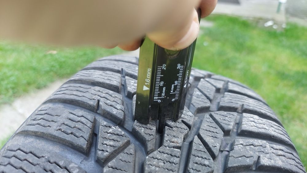 Opony nokian wr d4 205/55/16 Felgi 16"