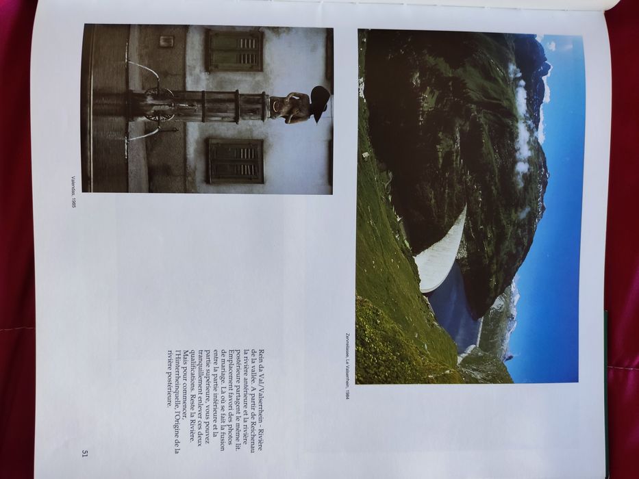 Livro-catálogo em francês "Lê chemin long du Rhin"