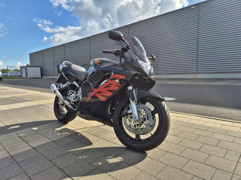 Honda CBR 600 F4 kat. A2