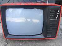 Telewizor JUNOST-402 B PRL