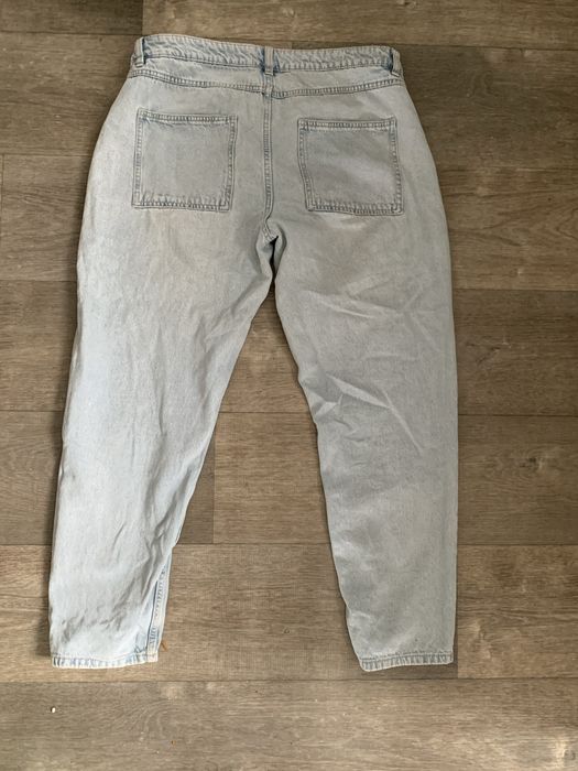 Джинси мом женские