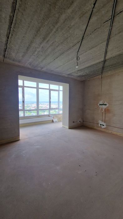 2к з виглядом на озеро в ЖК Міленіум