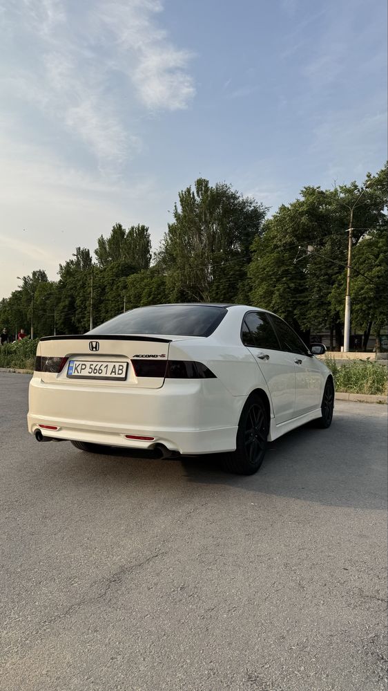 Honda accord 7 type s