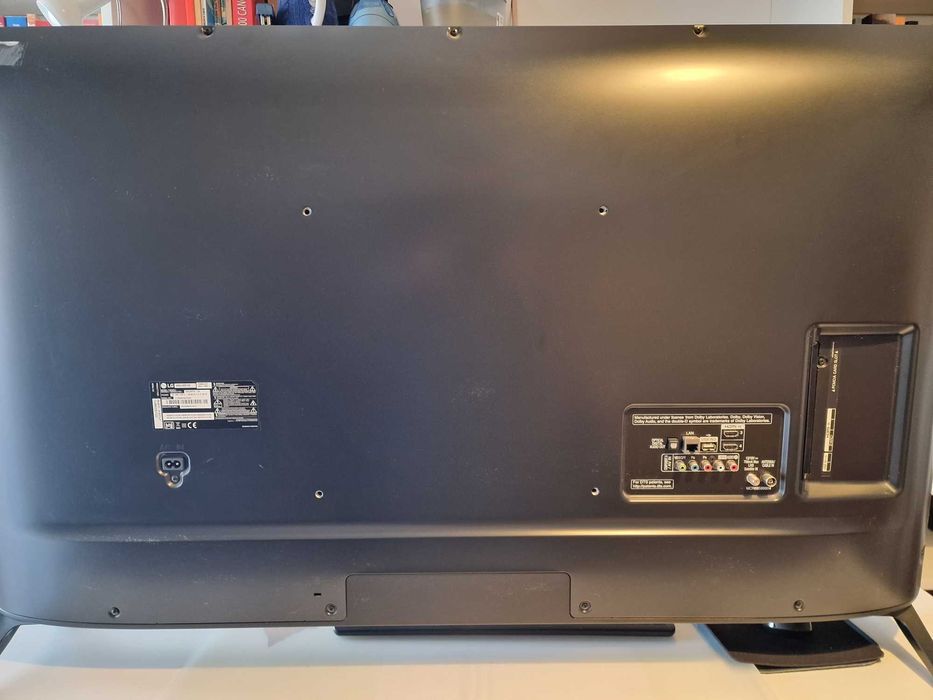 TV LG UHD 49" (LG 49uj651v)
