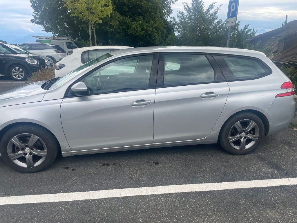 Carro em bom estado