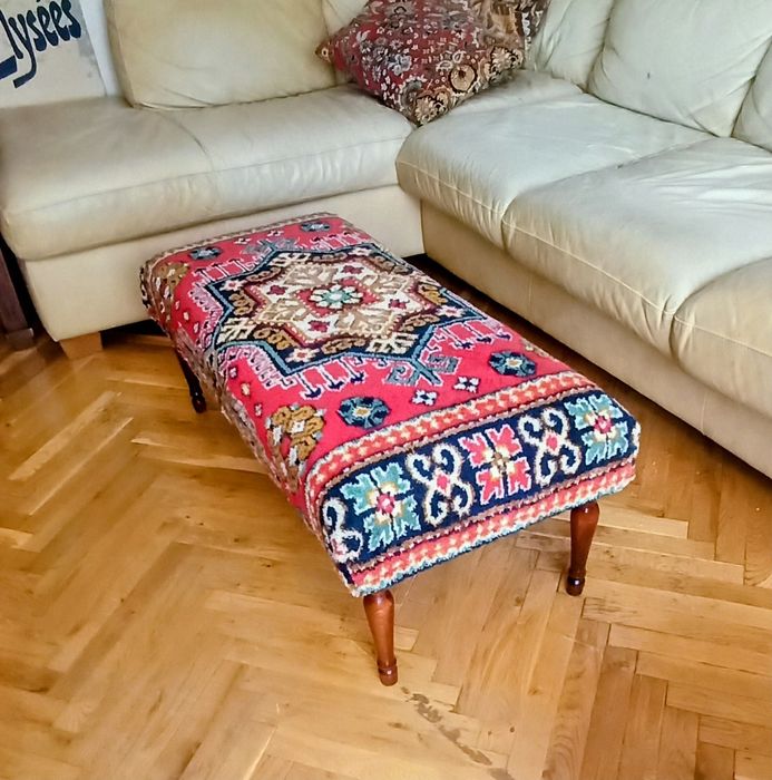Пуфик Банкетка  или Мягкий стол  или Turkish  bench. или Ottoman coff