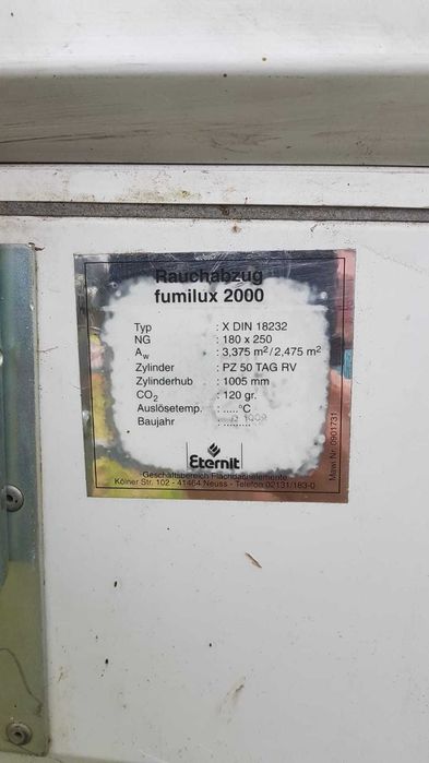 Klapa dymowa  świetlik