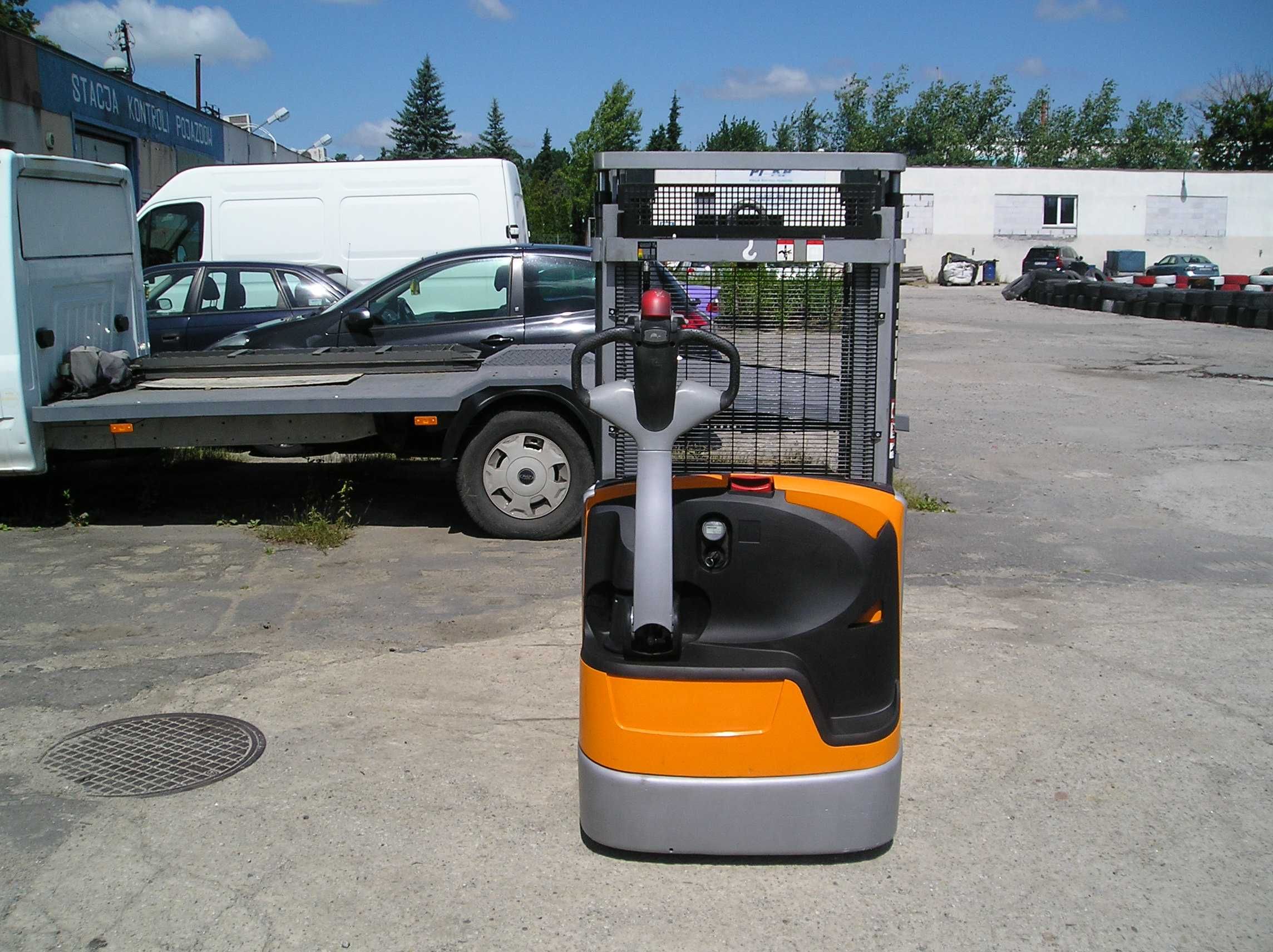 paleciak elektryczny STILL EXV12 wózek widłowy