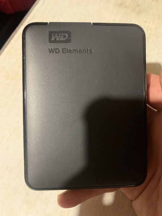 Жесткий диск WD Elements 4TB WDBU6Y0040BBK-WESN (без тестів)