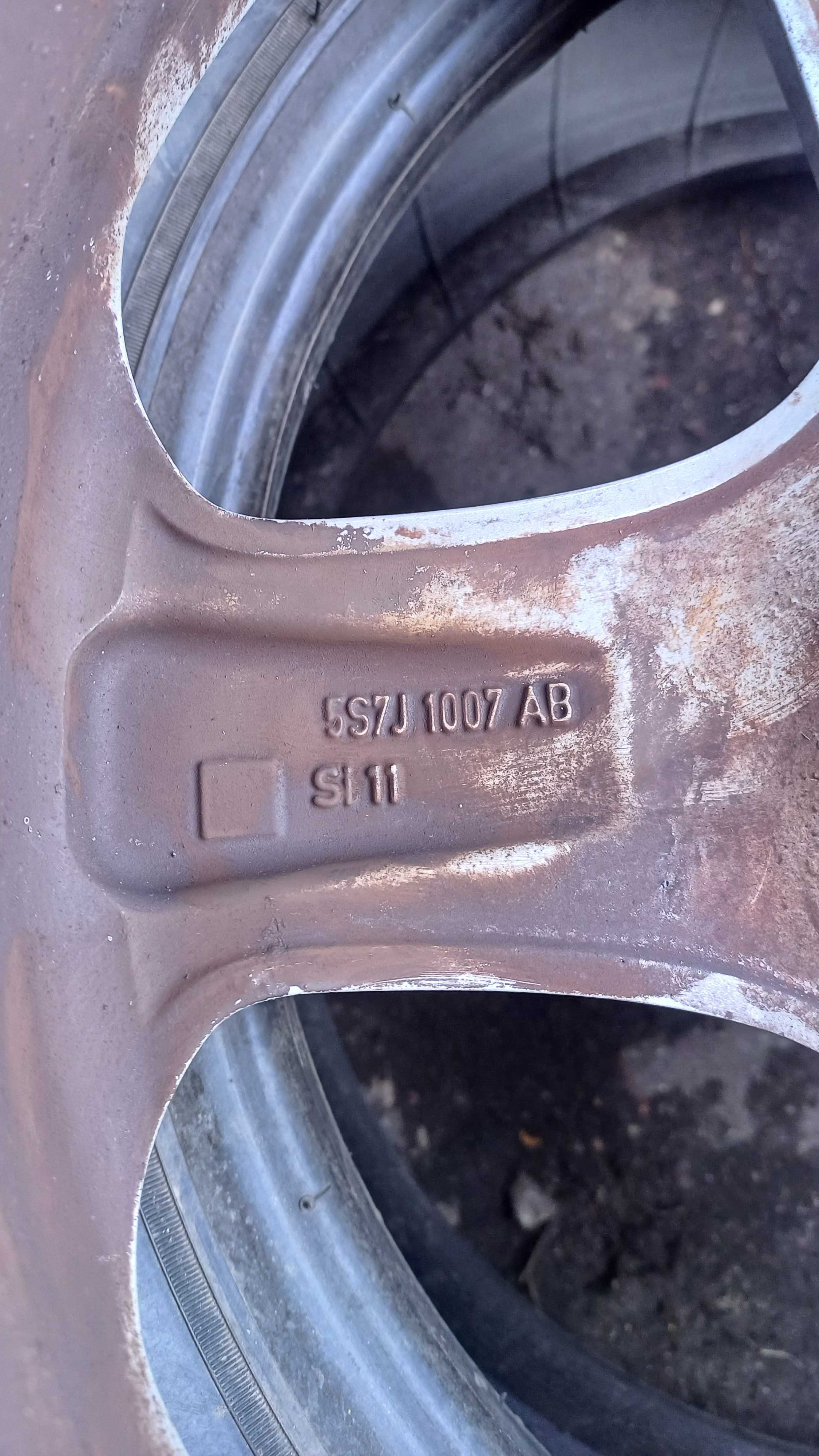 Felgi aluminiowe Ford 5x108 16"
