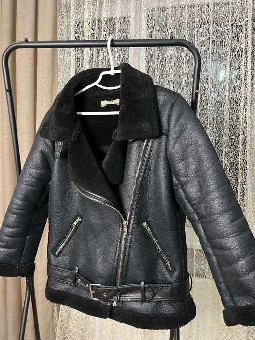 Дублянка жіноча, розмір М  б/у