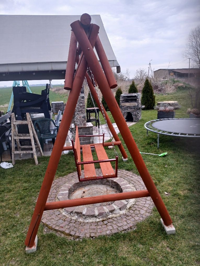 Huśtawka ogrodowa możliwość montażu bocianiego gniazda, hamaku.