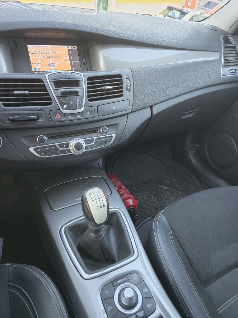 Renault Laguna 2012