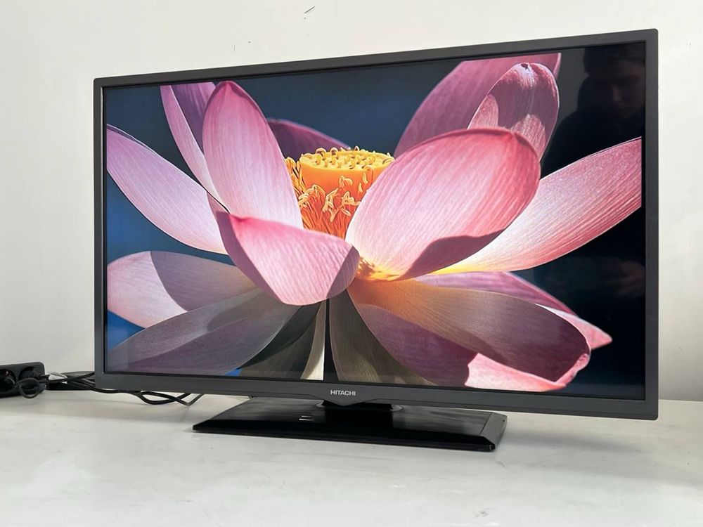 Телевізор Hitachi “32” Full HD 2шт