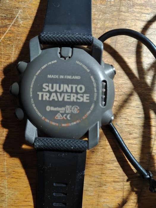 Тактические часы Suunto Traverse