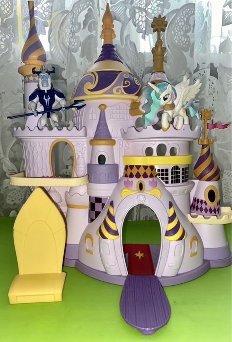 Замок пони Принцессы Селестии Кантерлот My Little Pony Hasbro