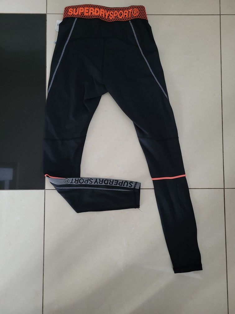Superdry nowe leginsy sportowe r.XS