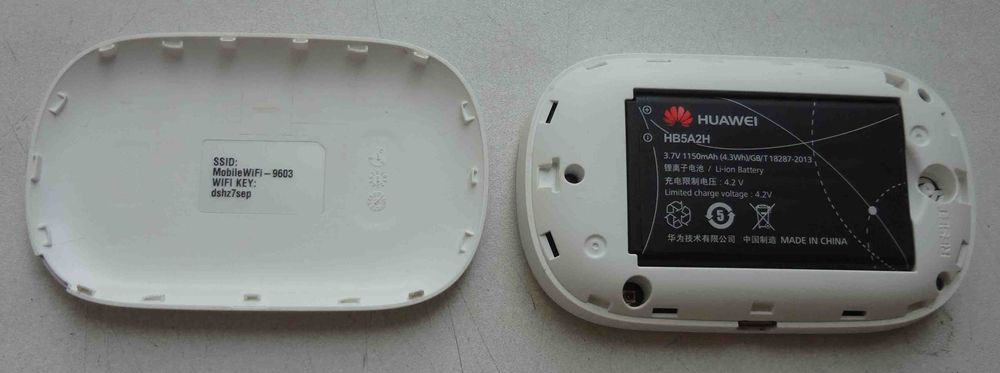 Мобильный 3G Wi-Fi-роутер Huawei EC5220u-1