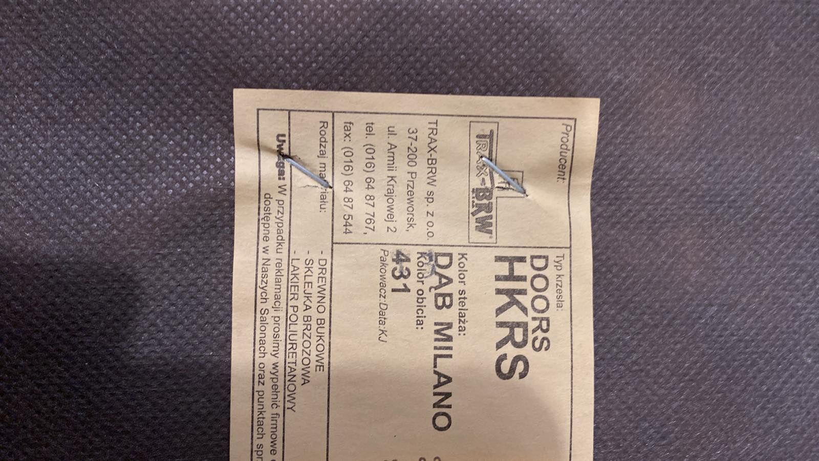 Продам деревянеый стол и 6 стульев