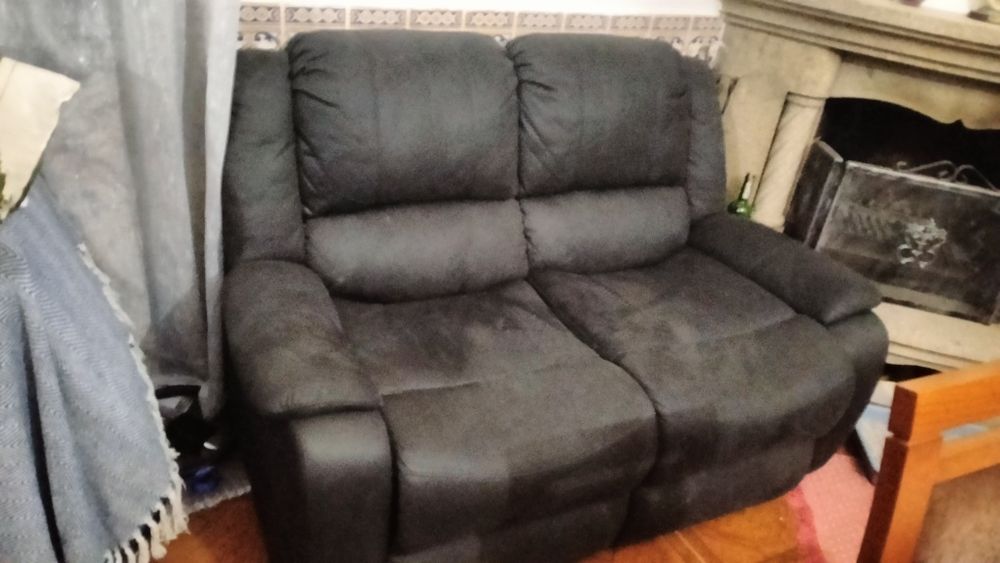 Sofás ( uma cadeira + um sofá cama)