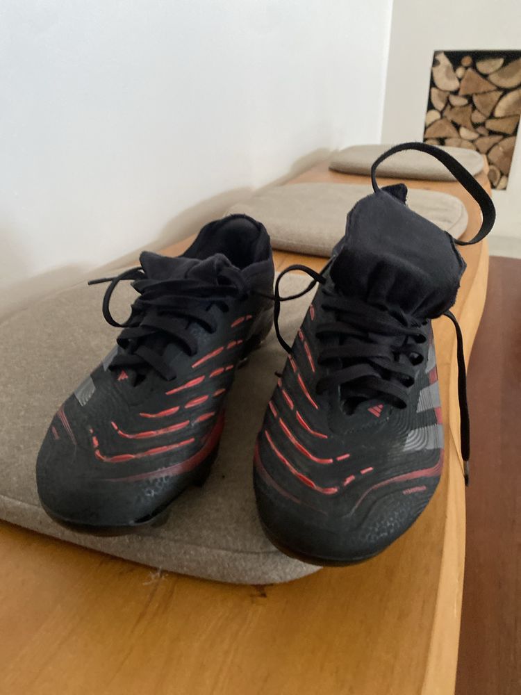 Chuteiras predator pro