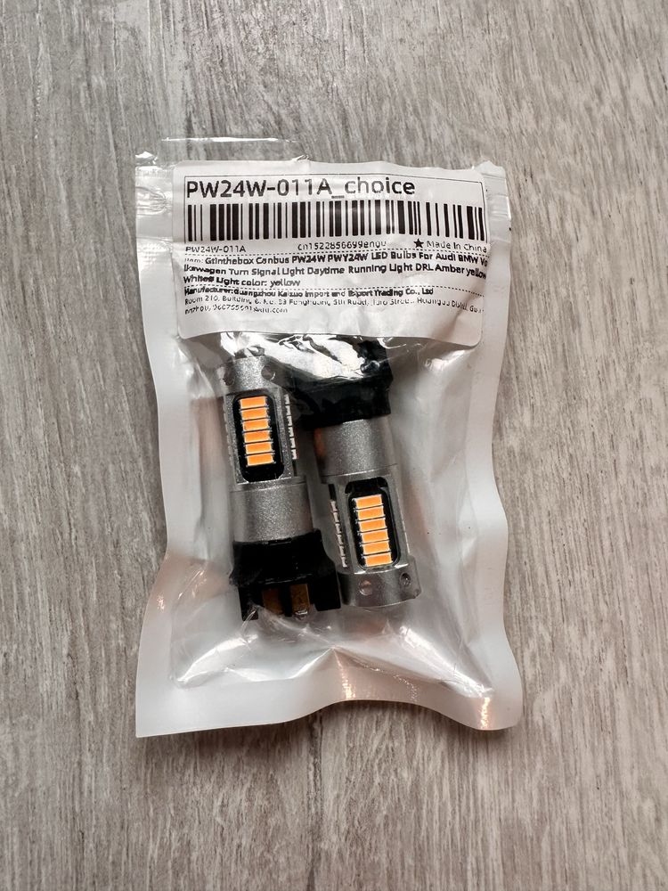 2 żarówki LED PW24W nowe